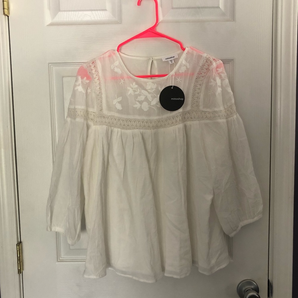 White maternity top